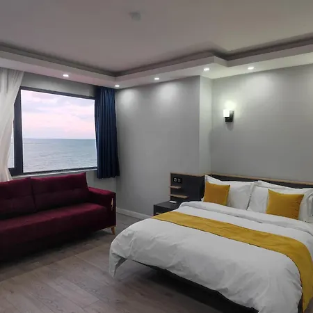 The Elysian & Restaurant - Bar Hotel 3*