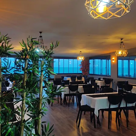 The Elysian & Restaurant - Bar Hotel 3*
